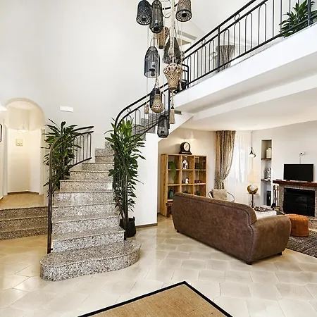 Guest house Domus Petraianca