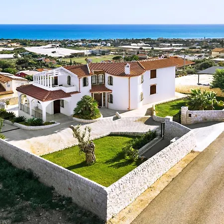 Domus Petraianca *