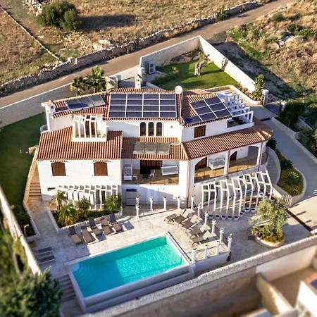 Domus Petraianca Guest house *