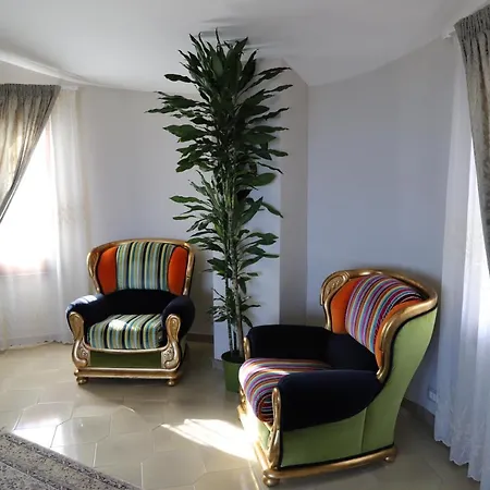 Domus Petraianca 4*